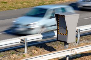 Il roule à 184 kmh au lieu de 90