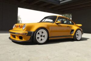 Elle ressemble à une Porsche des années 90